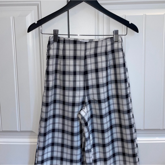 Princess Polly Dress Pants - Picture 2 of 3